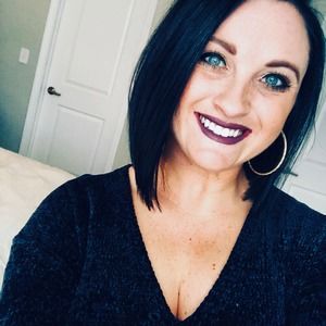 Meet your Posher, Alexandra